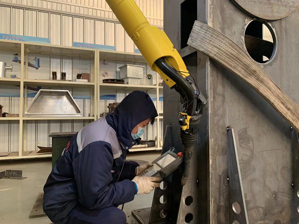 自動焊接設備的特點