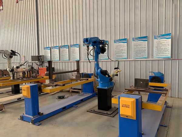 焊接機器人廠家：焊接機器人如何操作？