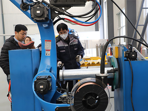 焊接機器人如何進行調(diào)試？