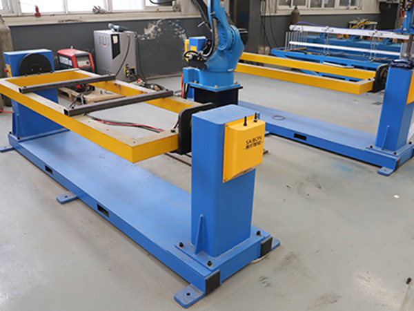 自動焊接機(jī)器人價格合理