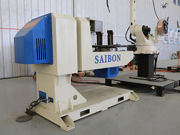 焊接變位機(jī)應(yīng)該怎樣操作？